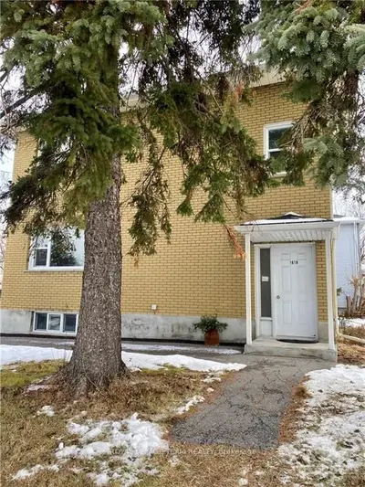 1619 CLEMENTINE Boulevard, Billings Bridge - Riverside Park and Area, ON K1H 8G5