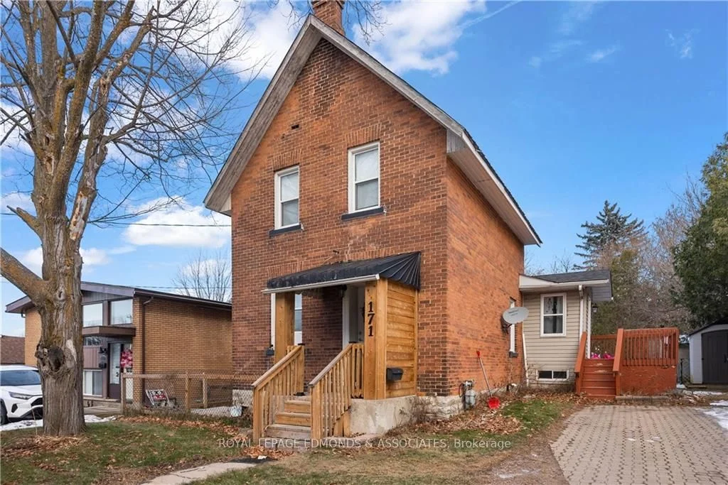 171 Peter Street, Pembroke, On K8a 1p6