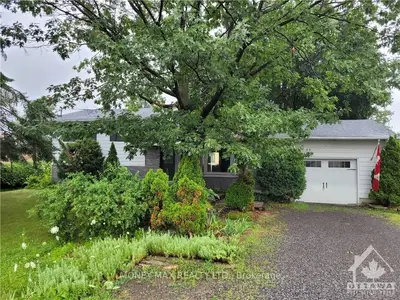 819 RIVER Road, Blossom Park - Airport and Area, ON K4M 1B2