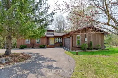 18 Fleming Lane, Greater Madawaska, On K0j 1g0