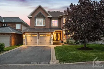 2869 Brigham Way, Blossom Park - Airport And Area, On K1t 4a2