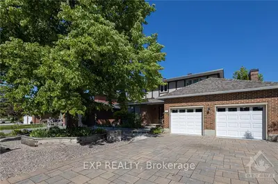12 Snowy Owl Trail, Stittsville - Munster - Richmond, On K2s 1e1
