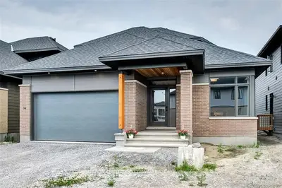 34 Opera Heights, Blossom Park - Airport And Area, On K4m 0r2
