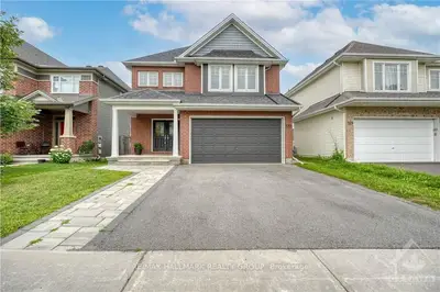 533 Creekview Way, Blossom Park - Airport And Area, On K1t 0k7