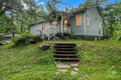 693 Wolf Grove Road, Mississippi Mills, On K0a 1a0