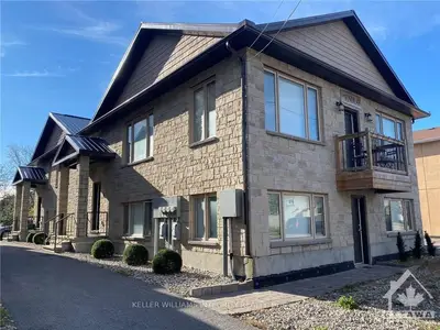 3524 MCBEAN Street D, Stittsville - Munster - Richmond, ON K0A 2Z0
