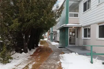 120A HUTCHISON Avenue, Elliot Lake, ON P5A 1W8