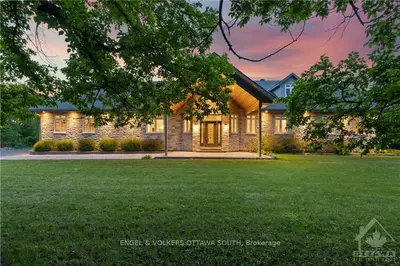 306 River Road, Blossom Park - Airport And Area, On K1v 1c6
