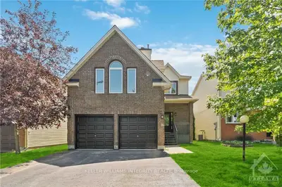 94 FLORIZEL Avenue, Bells Corners and South to Fallowfield, ON K2H 9R1
