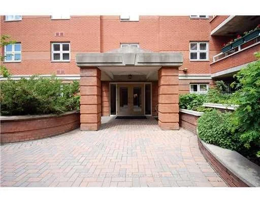 310 CRICHTON Street 403, New Edinburgh - Lindenlea, ON K1M 1W5