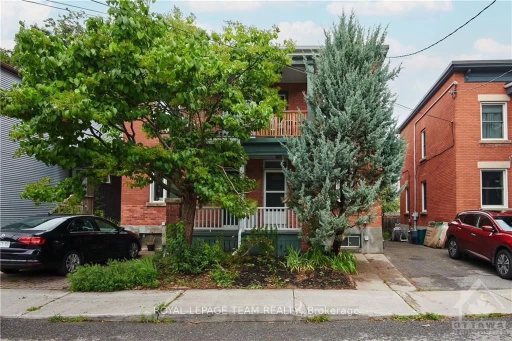 7 Sims Avenue, West Centre Town, On K1y 3j9