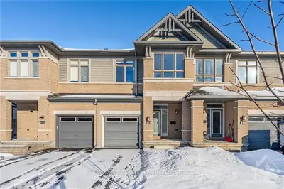 612 Tennant Way, Blossom Park - Airport And Area, On K4m 0c6