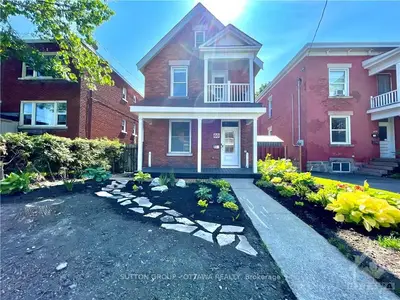 60 Spadina Avenue 1, West Centre Town, On K1y 2b6