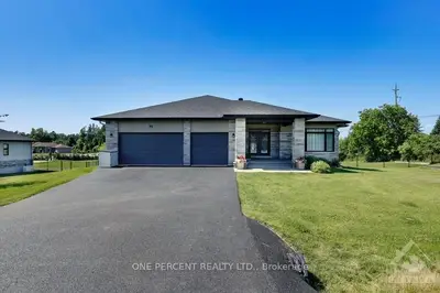11 Beggs Court, Manotick - Kars - Rideau Twp And Area, On K0a 2e0