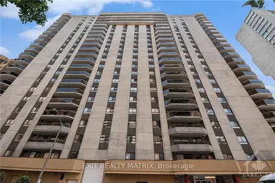 470 Laurier Avenue 1501, Ottawa Centre, On K1r 7w9