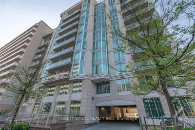 138 Somerset Street W 704, Ottawa Centre, On K2p 0a3
