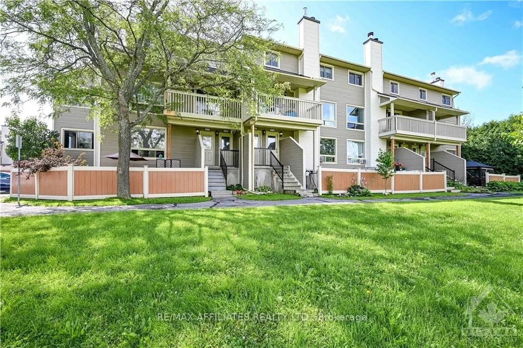 762 St Andre Drive 1b, Orleans - Convent Glen And Area, On K1c 4s7