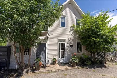 193 Queen Street, Killaloe, Hagarty And Richards, On K0j 2a0