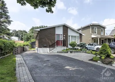 656 ROOSEVELT Avenue, Carlingwood - Westboro and Area, ON K2A 2A6