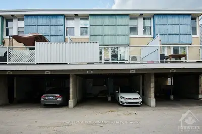 825 Cahill Drive W 202, Hunt Club - Windsor Park Village And Area, On K1v 9n7