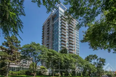 90 Landry Street 901, Vanier And Kingsview Park, On K2j 6c8