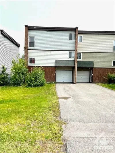 3900 Old Richmond Road, Bells Corners And South To Fallowfield, On K2a 1h1