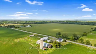 3901 John Shaw Road, Carp - Dunrobin - Huntley - Fitzroy And Area, On K0a 2h0