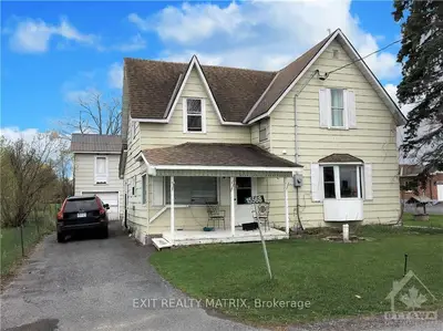 15568 County Rd 18 Road, South Stormont, On K0c 1r0