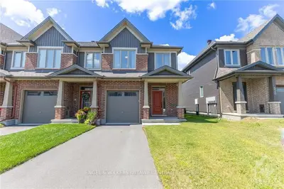 528 Muscari Street, Blossom Park - Airport And Area, On K1t 0s3