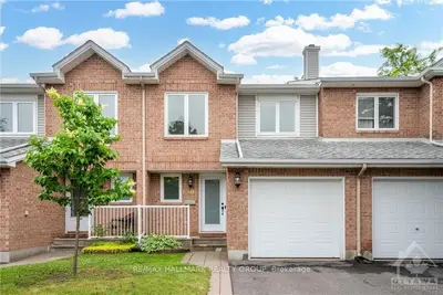 1806 SUMMERFIELDS Crescent, Orleans - Convent Glen and Area, ON K1C 7B8