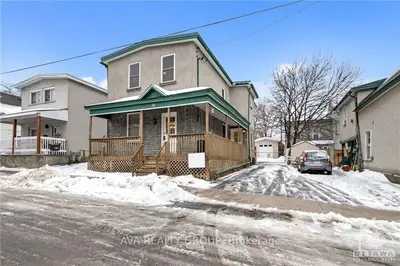 24 Ladouceur Street, West Centre Town, On K1y 2t1