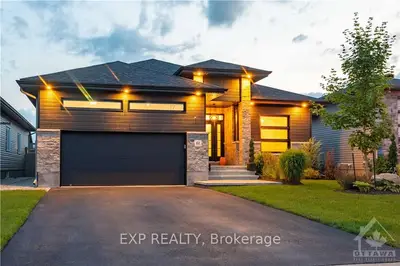 61 Granite Street, Clarence-rockland, On K4k 0h7