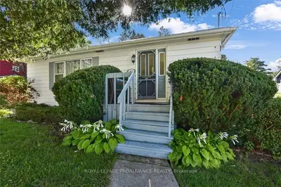 47 KEEFER Street, Brockville, ON K6V 1R8