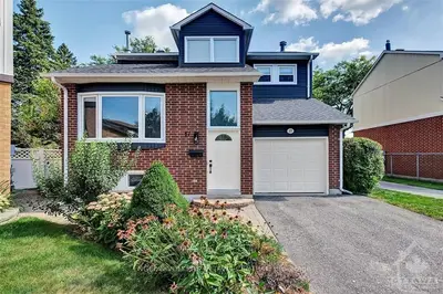 17 FALLOW Court, Hunt Club - South Keys and Area, ON K1T 1W8