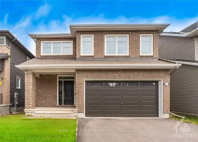 207 Helen Rapp Way, Blossom Park - Airport And Area, On K1t 0p5