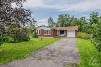 2597 Old Montreal Road, Orleans - Cumberland And Area, On K4c 1a2
