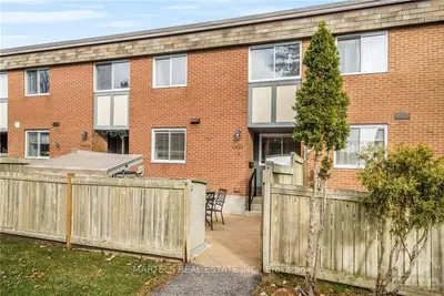 1655 HEATHERINGTON Road 8, Hunt Club - South Keys and Area, ON K1V 8V8