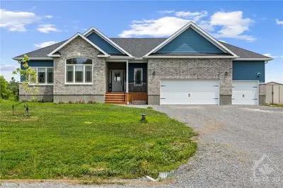 10568 Maurice Street, North Dundas, On K0e 1s0
