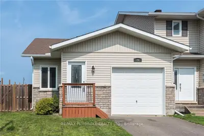 20 WINSTON Avenue, Petawawa, ON K8H 0C1