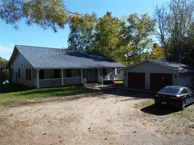 1396a Kamaniskeg Lake Road, Hastings Highlands, On K0j 1l0