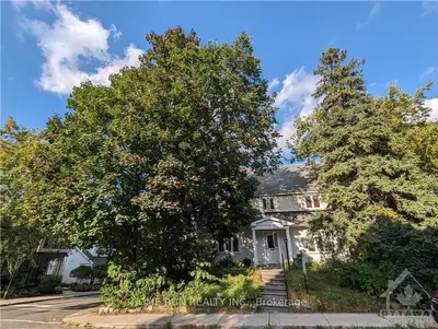 15 Torrington Place, Glebe - Ottawa East And Area, On K1s 4e2
