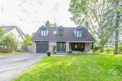 54 Moorcroft Road, South Of Baseline To Knoxdale, On K2g 0m7