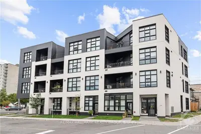 101 Pinhey Street N 404, West Centre Town, ON K1Y 1T7