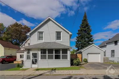 34 EMMA Street, Brockville, ON K6V 1S5