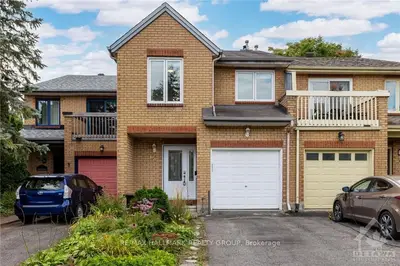 68 Dunbarton Court, Manor Park - Cardinal Glen And Area, On K1k 4l4