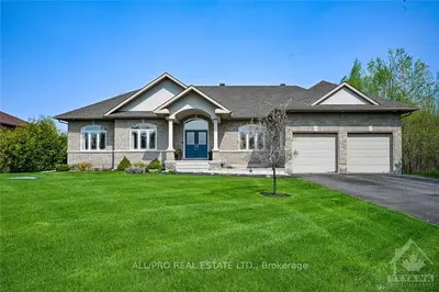 6661 Woodstream Drive, Greely - Metcalfe - Osgoode - Vernon And Area, On K4p 0b2