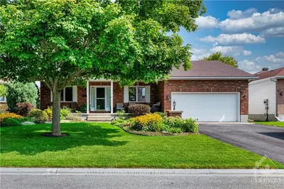 25 Jacqueline Crescent, Stittsville - Munster - Richmond, On K2s 1m2