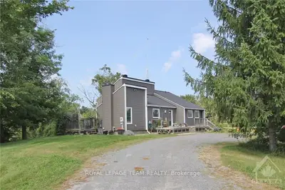 1507 CENTURY Road, Manotick - Kars - Rideau Twp and Area, ON K0A 2E0
