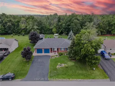 27 David Street, South Stormont, On K0c 1m0