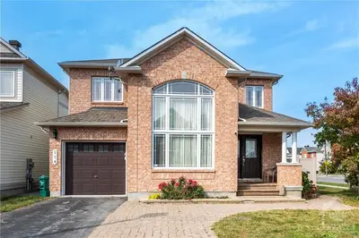 114 BRANTHAVEN Street, Orleans - Cumberland and Area, ON K4A 0G5